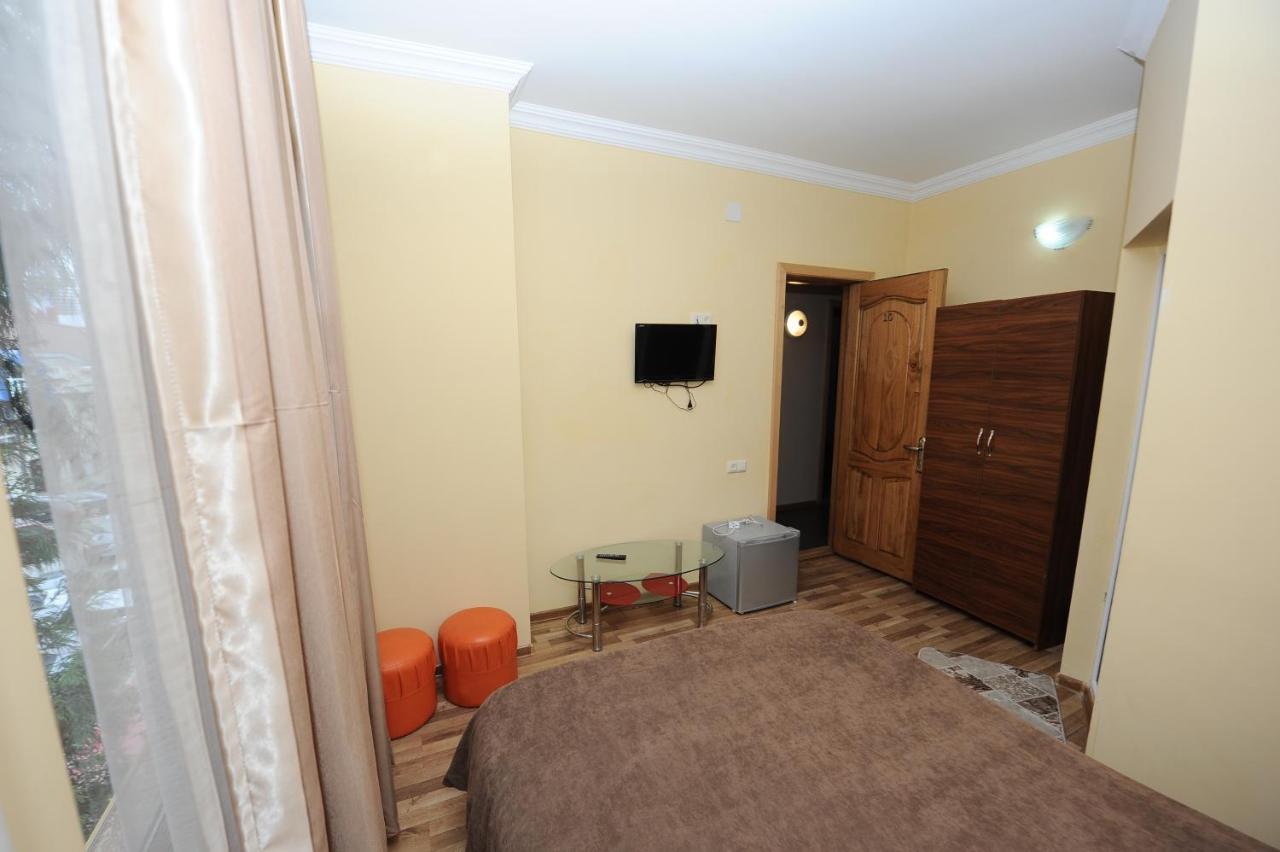 Hotel Dadiani Батумі Екстер'єр фото